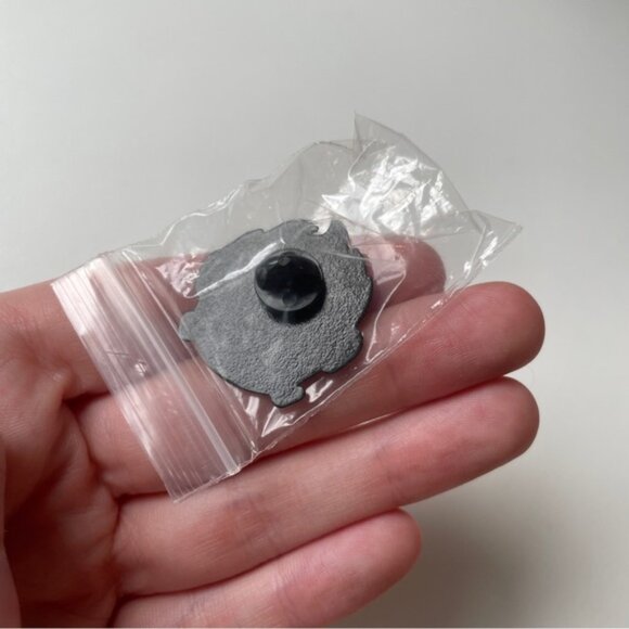 Two Calcifer enamel pins - Picture 6 of 7